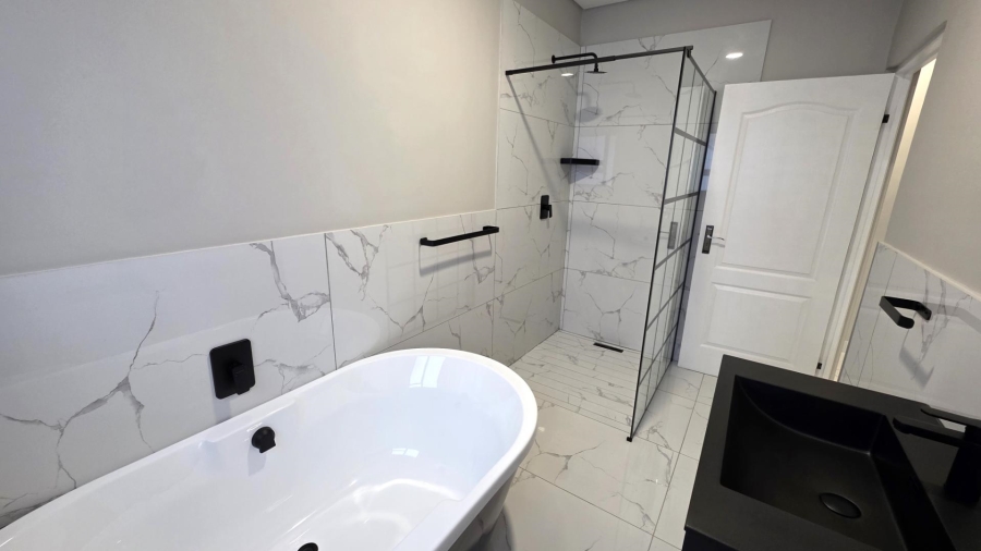 4 Bedroom Property for Sale in Melodie North West